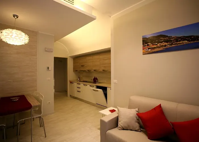 Nina Casa Vacanze Ferienhaus Finale Ligure